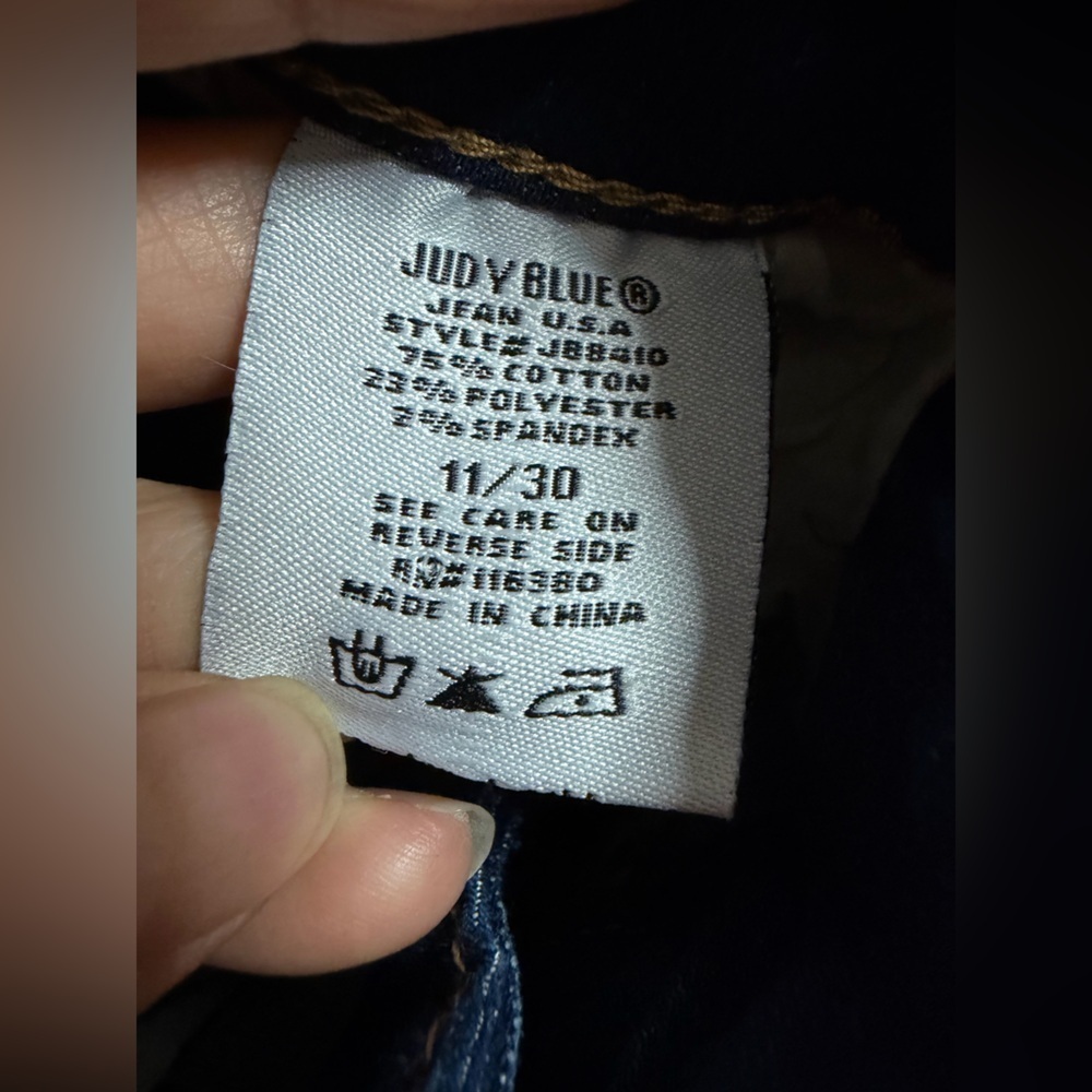 Judy Blue Dark Indigo crop fit flare style Jeans size 30 new with tag - Picture 6 of 10